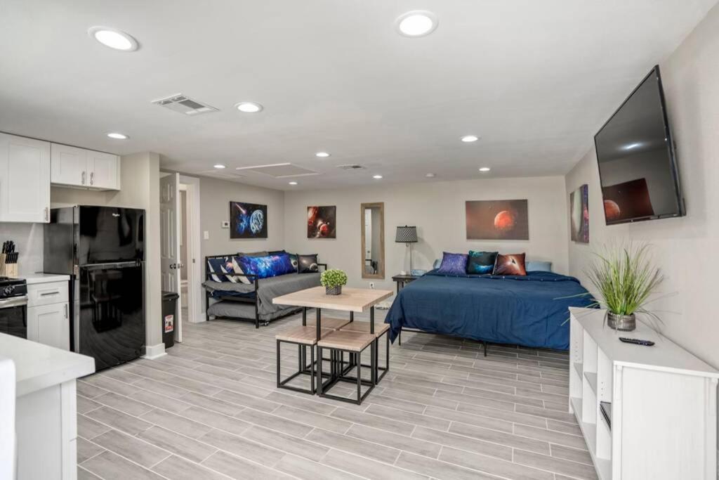 Vila Cosmic Studio At North Downtown Houston Exteriér fotografie